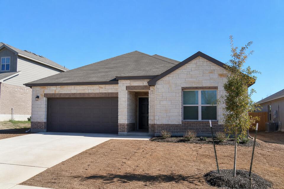 Converse Texas east San Antonio slab home in clay soil subdivision
